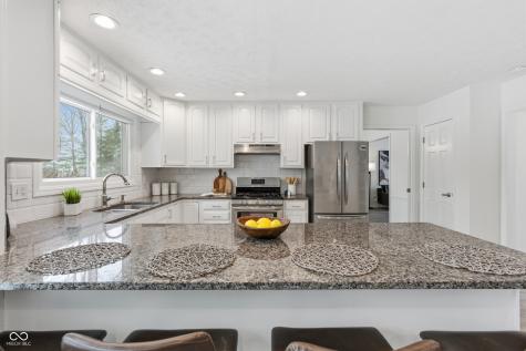 11845 Discovery Circle Indianapolis IN 46236