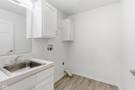 11845 Discovery Circle Indianapolis IN 46236
