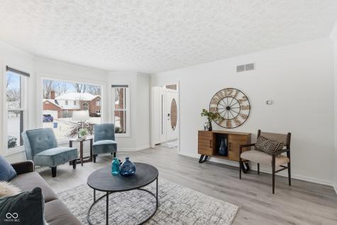 11845 Discovery Circle Indianapolis IN 46236