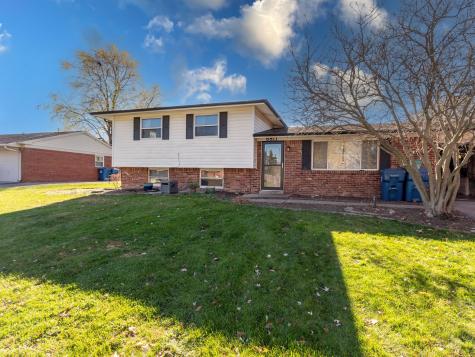 8811 E 16th Place Indianapolis IN 46219