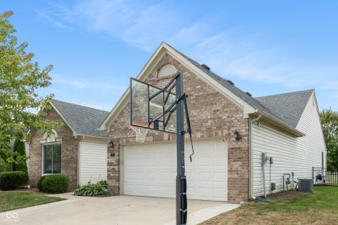 1184 Turfway Drive Avon IN 46123