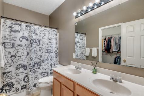 1184 Turfway Drive Avon IN 46123