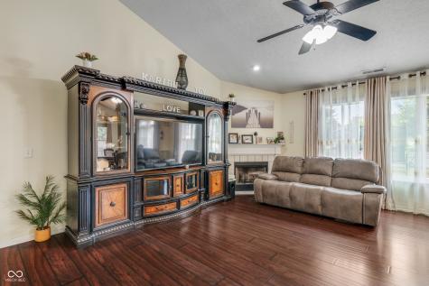 1184 Turfway Drive Avon IN 46123