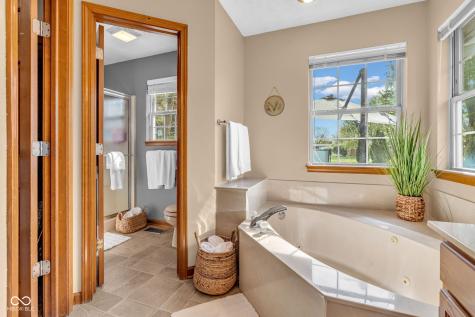 1389 Macintosh Drive Avon IN 46123