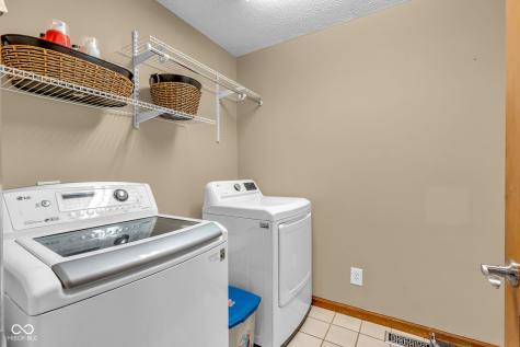 1389 Macintosh Drive Avon IN 46123