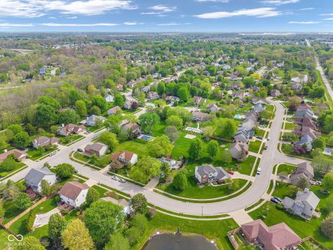 1389 Macintosh Drive Avon IN 46123