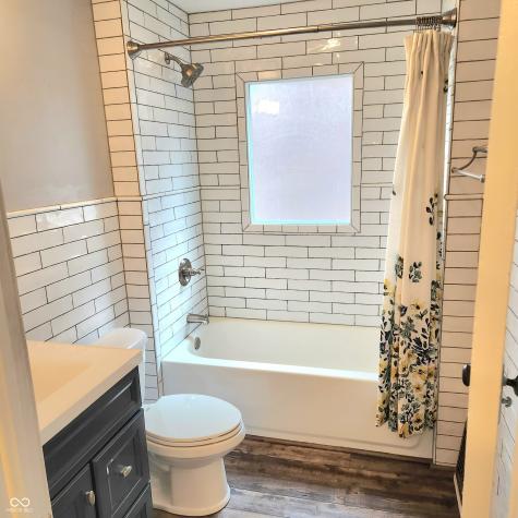 6179 Burlington Avenue Indianapolis IN 46220