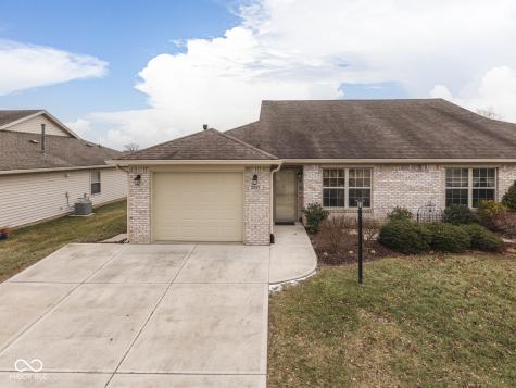 2057 Pelican Drive Franklin IN 46131