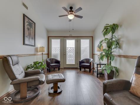 2057 Pelican Drive Franklin IN 46131