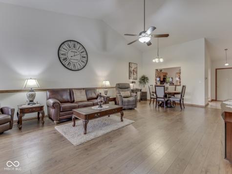 2057 Pelican Drive Franklin IN 46131