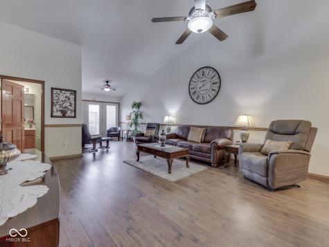2057 Pelican Drive Franklin IN 46131