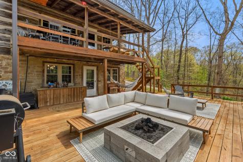 2150 Echo Lake Lane Morgantown IN 46160