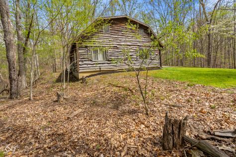 2150 Echo Lake Lane Morgantown IN 46160