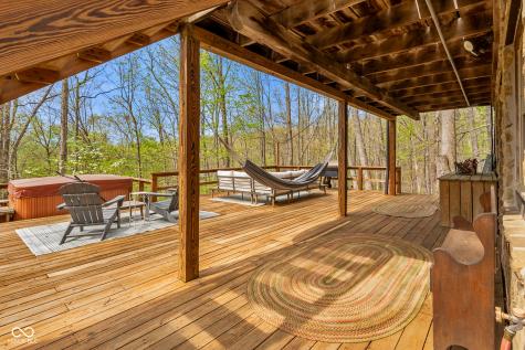 2150 Echo Lake Lane Morgantown IN 46160