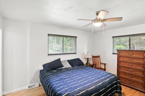 8219 Bishops Lane Indianapolis IN 46217