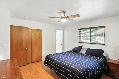 8219 Bishops Lane Indianapolis IN 46217