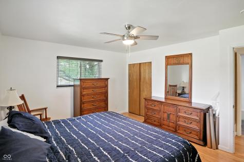 8219 Bishops Lane Indianapolis IN 46217