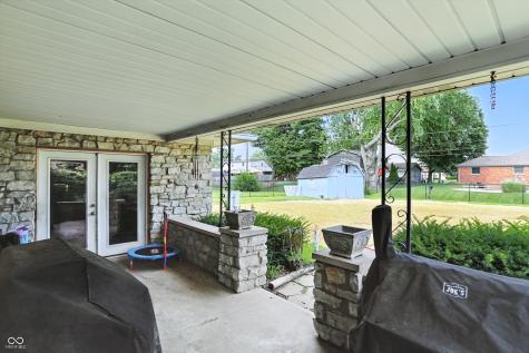 8219 Bishops Lane Indianapolis IN 46217