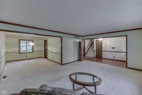 1640 Ridge Hill Lane Indianapolis IN 46217