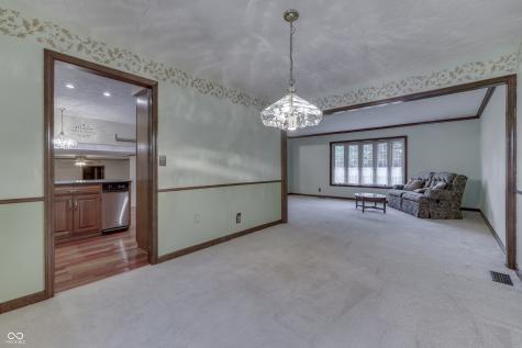 1640 Ridge Hill Lane Indianapolis IN 46217