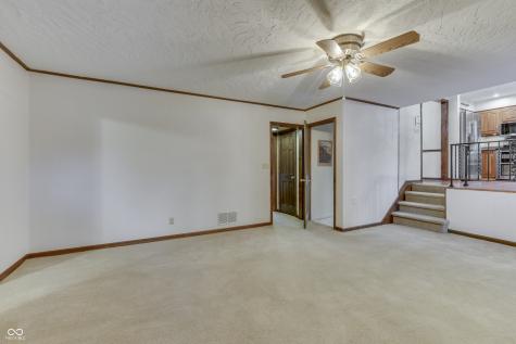 1640 Ridge Hill Lane Indianapolis IN 46217