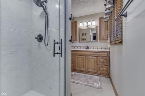 1640 Ridge Hill Lane Indianapolis IN 46217