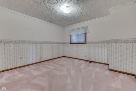 1640 Ridge Hill Lane Indianapolis IN 46217