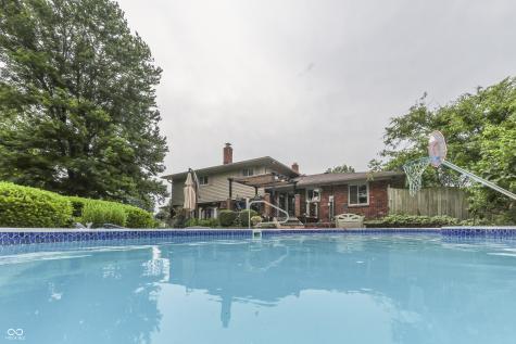 1640 Ridge Hill Lane Indianapolis IN 46217
