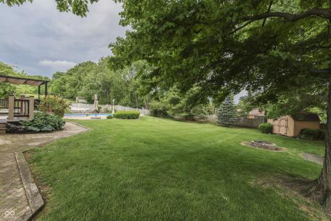 1640 Ridge Hill Lane Indianapolis IN 46217