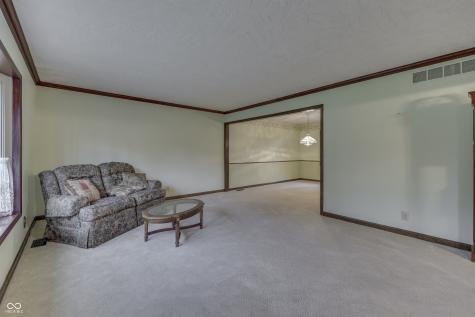 1640 Ridge Hill Lane Indianapolis IN 46217