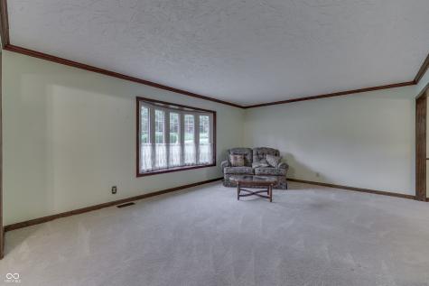 1640 Ridge Hill Lane Indianapolis IN 46217