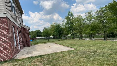 5447 Grassy Bank Drive Indianapolis IN 46237