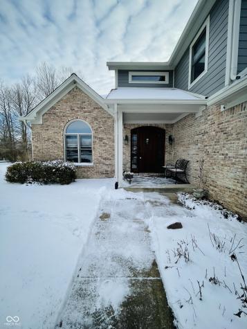 6311 W Waterview Court Mccordsville IN 46055