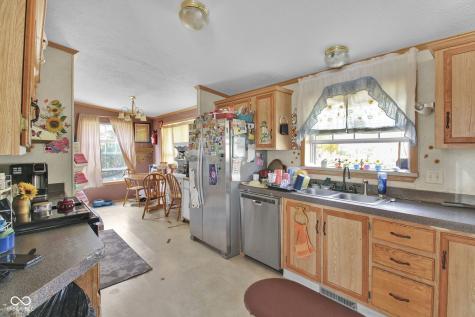 13972 E 500 S Windfall IN 46076