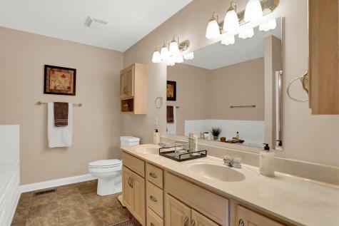 7951 Meadow Bend Lane Indianapolis IN 46259