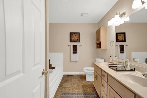 7951 Meadow Bend Lane Indianapolis IN 46259