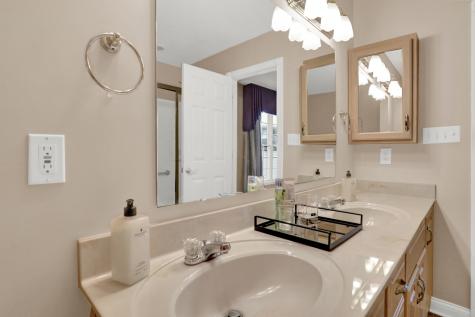 7951 Meadow Bend Lane Indianapolis IN 46259