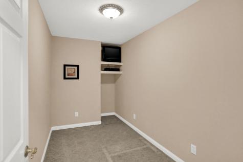 7951 Meadow Bend Lane Indianapolis IN 46259