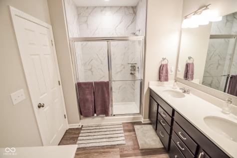 4647 Bethel Cove Drive Indianapolis IN 46239