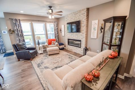 4647 Bethel Cove Drive Indianapolis IN 46239