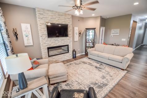 4647 Bethel Cove Drive Indianapolis IN 46239