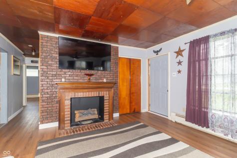 3921 N 200 W Greenfield IN 46140