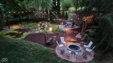 812 Eaglewood Drive Zionsville IN 46077