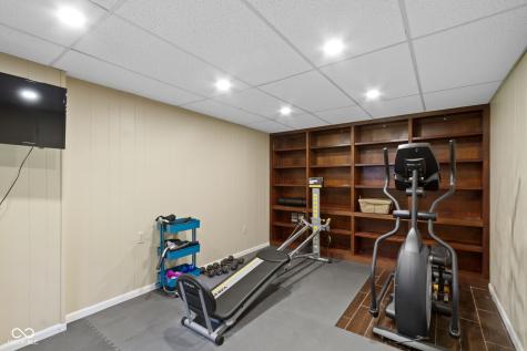 812 Eaglewood Drive Zionsville IN 46077
