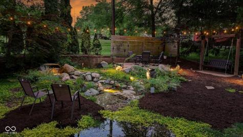 812 Eaglewood Drive Zionsville IN 46077