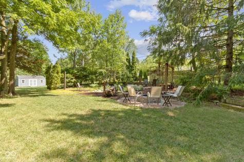 812 Eaglewood Drive Zionsville IN 46077