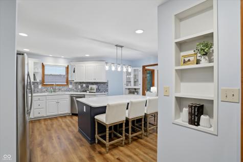 7701 Oak Grove Drive Indianapolis IN 46259