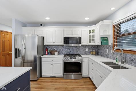7701 Oak Grove Drive Indianapolis IN 46259