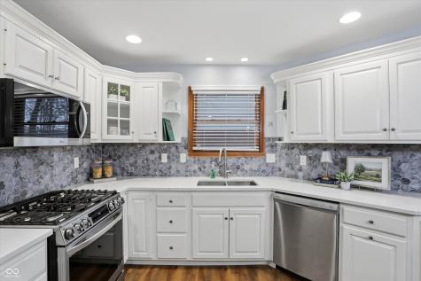 7701 Oak Grove Drive Indianapolis IN 46259