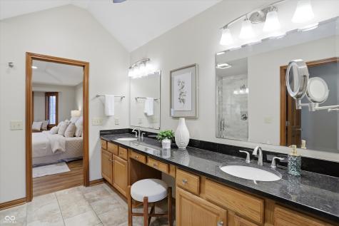 7701 Oak Grove Drive Indianapolis IN 46259